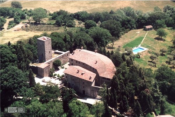 Castello di Petroia